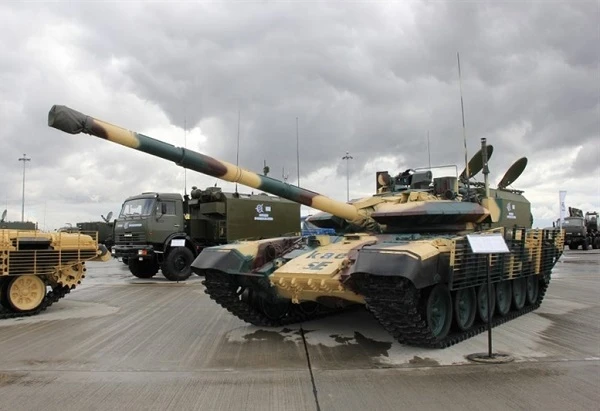 Kazakhstan trang bị xe tăng T-72 do Thổ Nhĩ Kỳ nâng cấp cực mạnh