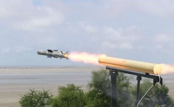 Sức mạnh tên lửa Helina của Ấn Độ vừa thử nghiệm thành công