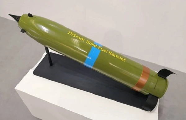 Đạn tăng tầm XM1155 sẽ giúp pháo 155mm của Mỹ thêm phần đáng sợ 