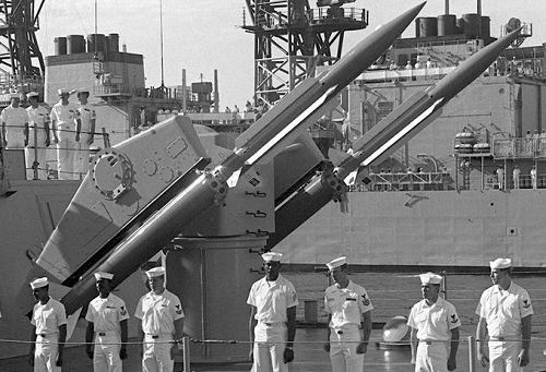 Điểm mặt loạt tên lửa phòng không trên tàu chiến Mỹ khiến mọi đối thủ khiếp sợ