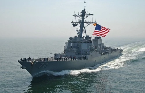 Căng thẳng: Mỹ điều khu trục hạm đầy ắp tên lửa áp sát tàu do thám của Nga