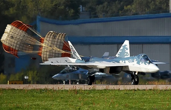 Nga thử thành công hệ thống AI trên tiêm kích tàng hình Su-57 