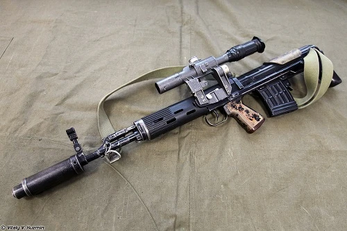 Mổ xẻ vũ khí "sát thủ câm lặng" của đặc nhiệm Bộ Nội vụ Nga