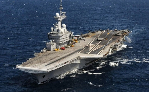 Tàu sân bay hạt nhân Charles De Gaulle của Pháp chính thức mất khả năng chiến đấu