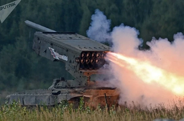 Nga công bố pháo áp nhiệt TOS-2 Tosochka trong Ngày chiến thắng rồi đưa ngay đến Syria?