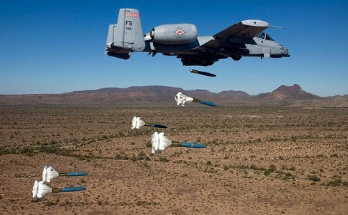 Bắt "Lợn Lòi" A10 Warthog "cày ải" thêm 20 năm nữa, Mỹ đang toan tính gì? 
