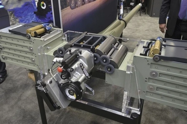 Pháo XM913 Bushmaster bắn siêu nhanh có giúp xe chiến đấu Stryker "vô đối"