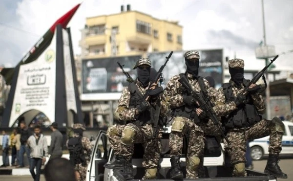 Hamas diễu binh khoe vũ khí tối tân khiến Israel lo lắng