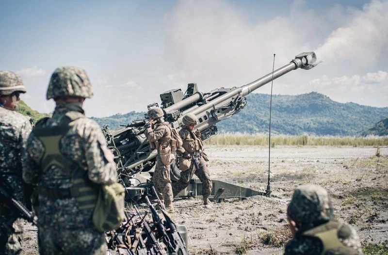 Thủy quân lục chiến Mỹ, Philippines bắn pháo M777 "đẹp như phim" ở Luzon