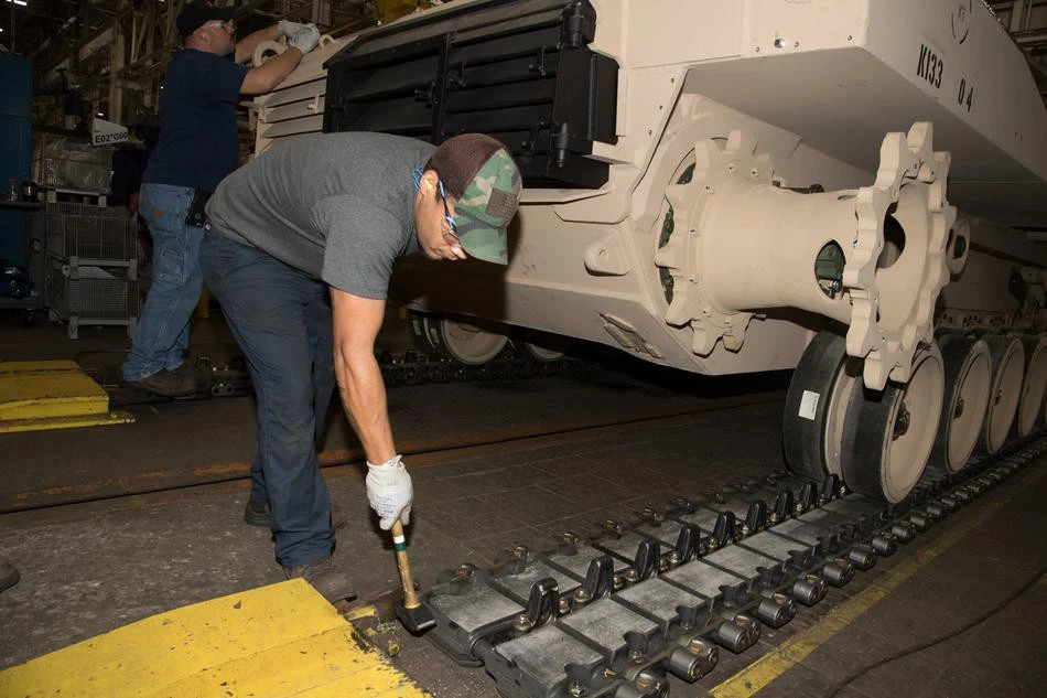 Mỹ nâng cấp loạt xe tăng siêu mạnh để triển khai gần biên giới Nga?