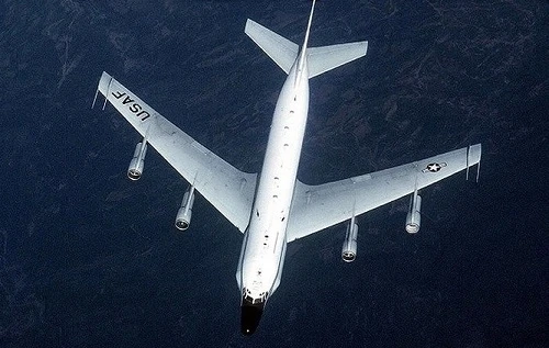 Soi loại máy bay Mỹ vừa khiến phòng không S-400 của Nga tại Syria tê liệt