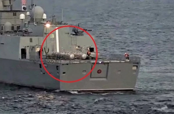 Tên lửa siêu thanh Zircon phóng từ tàu ngầm: Nga vẫn bế tắc toàn tập!