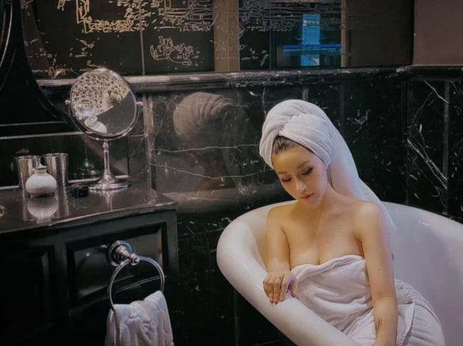 Mỹ nhân "Nhật ký Vàng Anh" sau 13 năm: Tình duyên lận đận, bệnh tật bủa vây