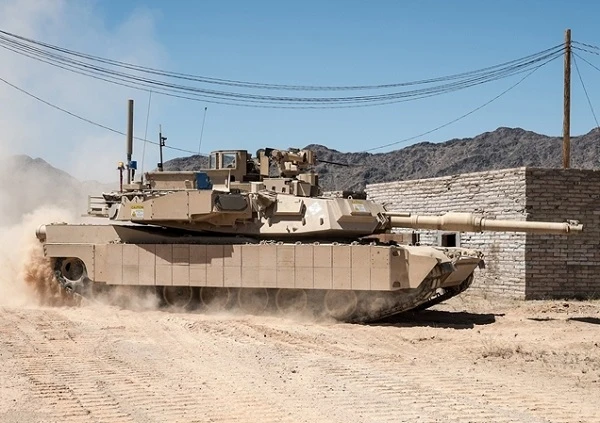 Mỹ điều xe tăng Abrams gắn "bảo bối" lên tuyến đầu chống Nga