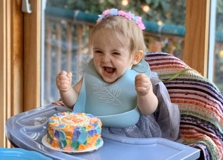 Những bức ảnh đáng yêu của bé khiến bạn thấy ấm áp