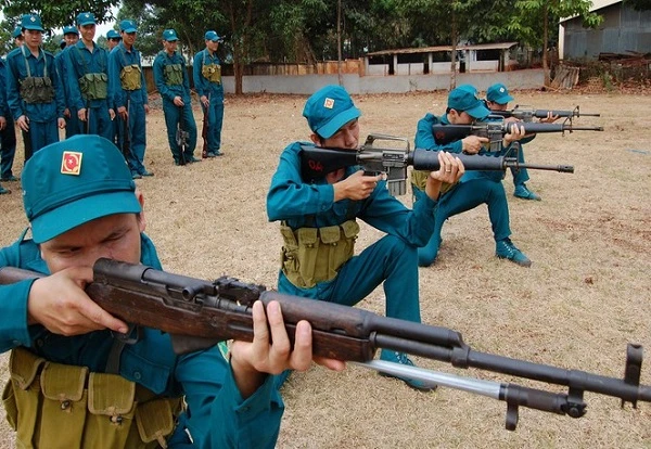 Khẩu súng "huyền thoại" của Mỹ trên tay Dân quân Tự vệ Việt Nam 