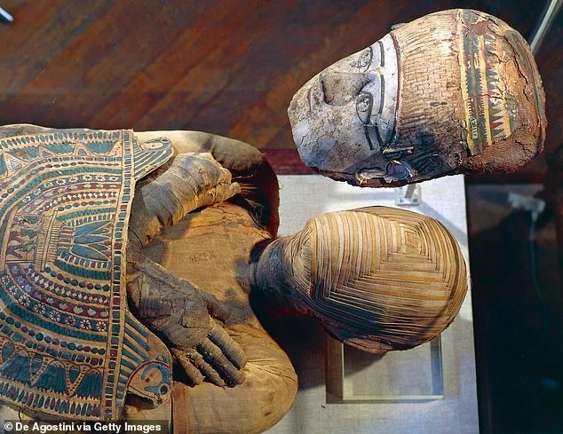 Xác ướp 4.000 năm hoàn hảo đỉnh cao “không ai dám chạm vào” 