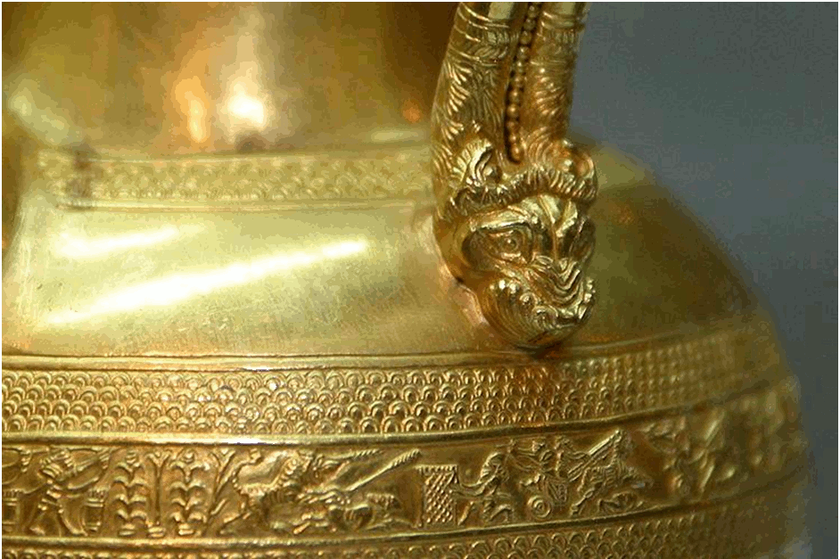 Phải đến năm 1845, nhà khảo cổ người Anh Austen Henry Layard tìm thấy tàn tích thành phố Nimrud ở Iraq. Khi ấy, họ đã tìm thấy nhiều phù điêu, tượng và đồ kim hoàn giá trị.
