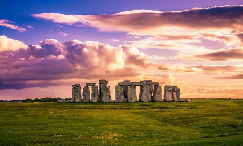 Bí ẩn bãi đá cổ Stonehenge cuối cùng được giải mã!
