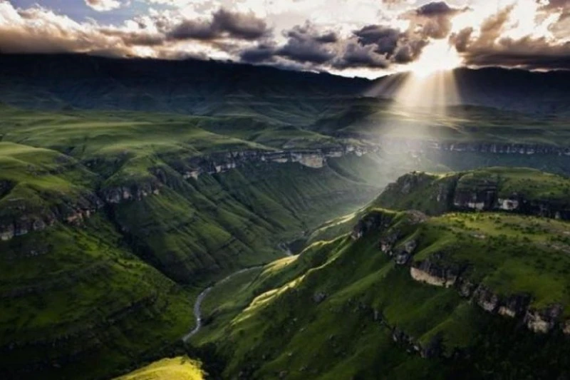 Kỳ bí ngọn núi nổi tiếng thế giới bị đồn “nuốt chửng” người