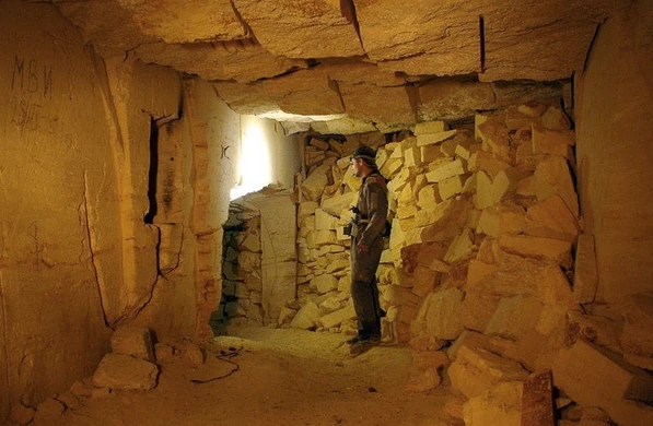 Cảnh tượng giật mình trong khu hầm mộ lớn nhất thế giới