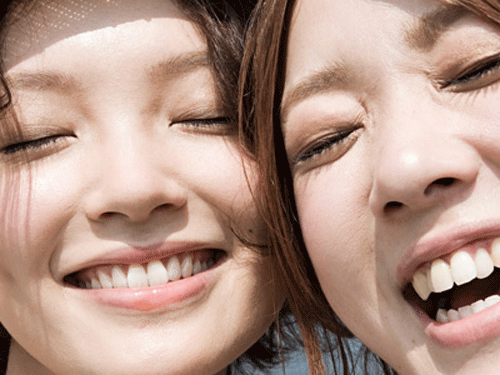 Kết quả nghiên cứu cho thấy phụ nữ chớp mắt nhiều hơn nam giới.