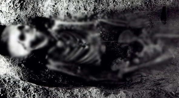 Phát hiện hài cốt 300 tuổi, chuyên gia kinh ngạc khi thấy cảnh này