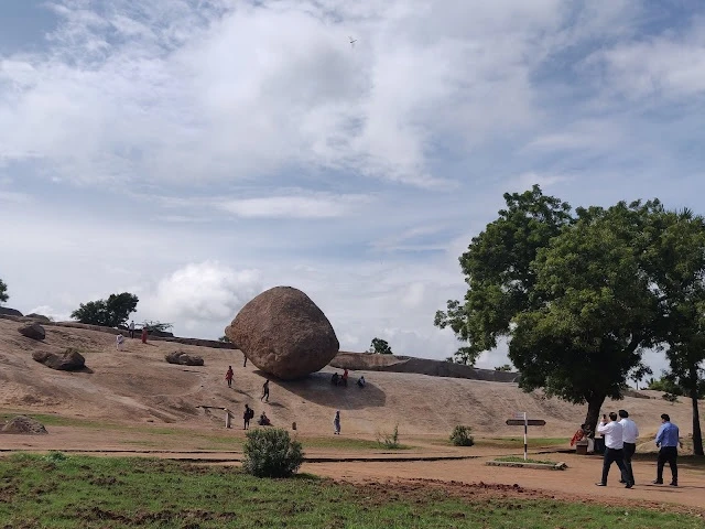 Những khối đá bí ẩn nhất hành tinh: Có khối 1.000 năm không đổ!