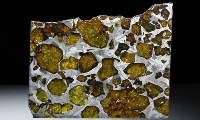 Bí ẩn nguồn gốc thiên thạch hiếm hơn cả kim cương