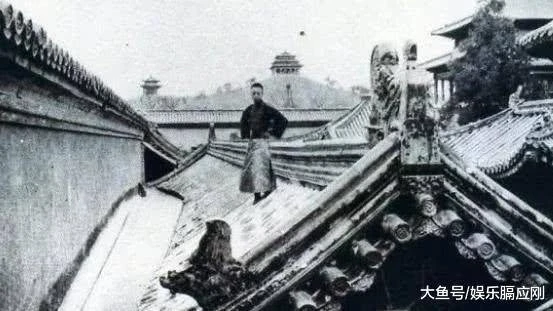 Ảnh hiếm hoàng đế Phổ Nghi bị đuổi khỏi Tử Cấm Thành