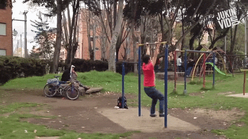 Ba cái trò trẻ con này người lớn làm không được.