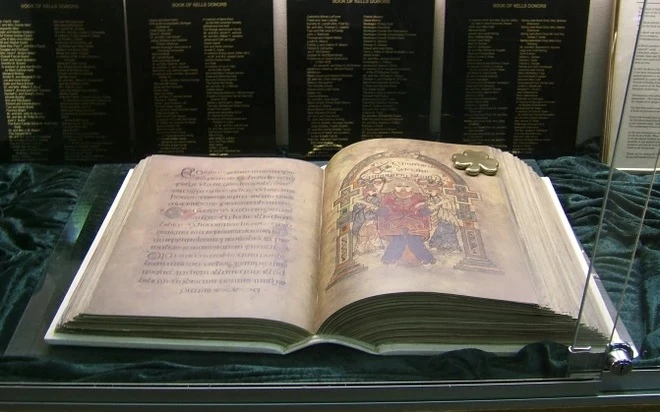 Sốc nặng bản thảo 1.200 tuổi được bảo quản gần như nguyên vẹn