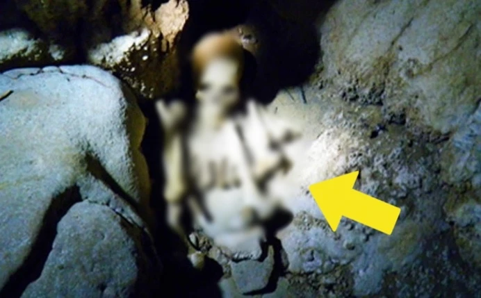 Mở mộ cổ, giật mình hài cốt 7.000 tuổi thừa 18 mảnh xương