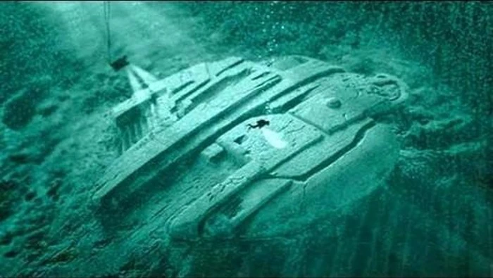 Kỳ bí vật thể giống UFO nằm ẩn sâu dưới đáy biển