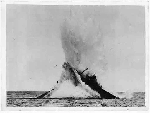 Thảm kịch tàu ngầm Mỹ nổ tung vì trúng ngư lôi của chính nó