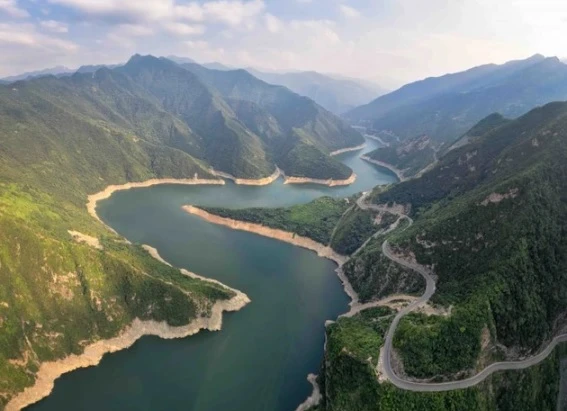 Bí ẩn vùng đất “long mạch” nhất Trung Quốc, đế vương thi nhau hội tụ