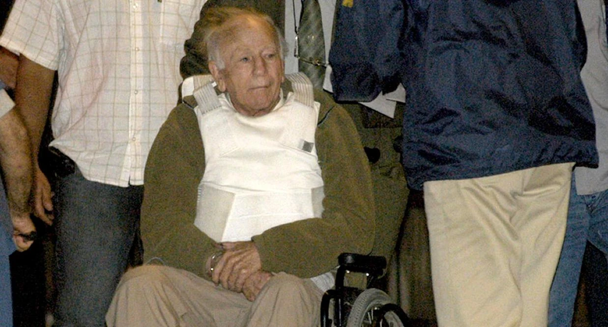 Rùng mình thị trấn “địa ngục" cựu sĩ quan Đức quốc xã thành lập