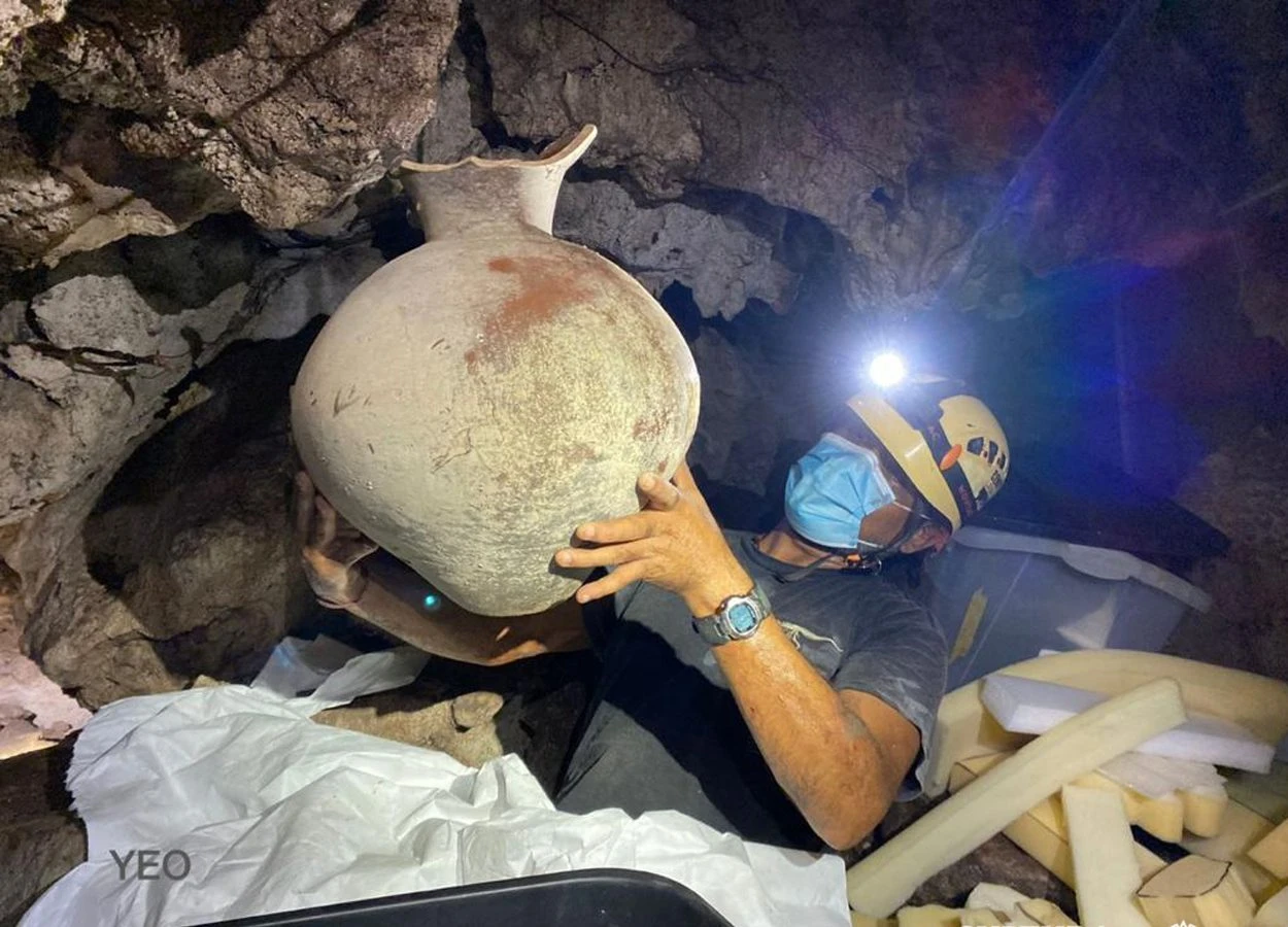 Đột nhập “hang tử thần” của người Maya, đứng tim khi thấy thứ này