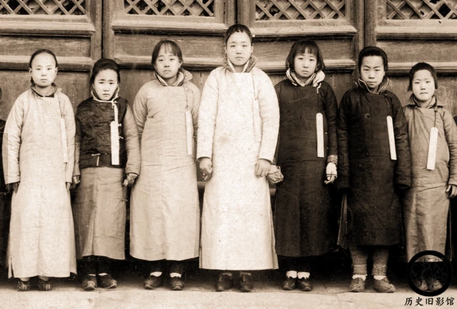 Ảnh độc: Lộ dung nhan cung nữ, thái giám cuối thời nhà Thanh