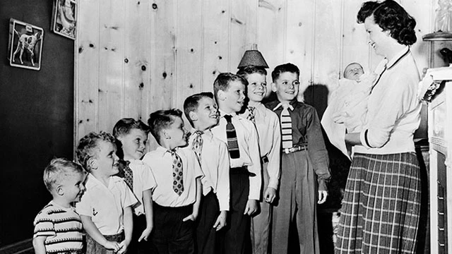 Giải mã chiến dịch xăm nhóm máu lên cơ thể của Mỹ