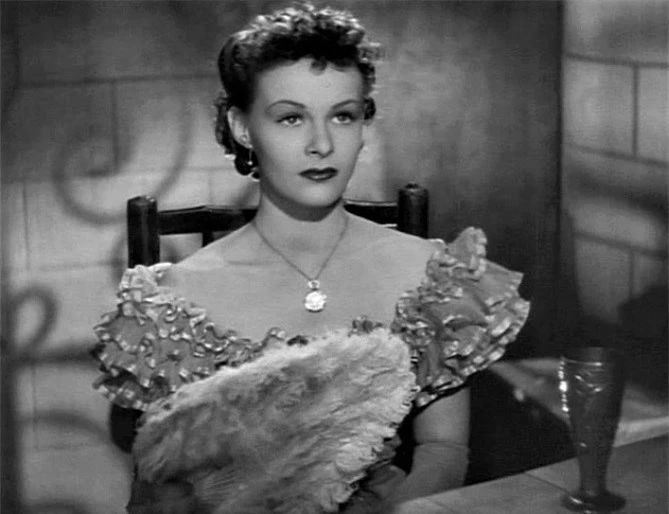 Mỹ nhân nào được trùm phát xít Hitler sủng ái nhất đời?