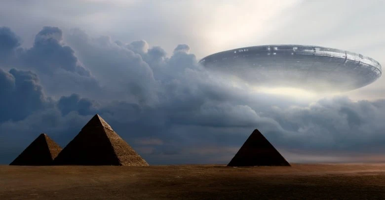 Bằng chứng UFO ghé thăm Trái đất từ hàng ngàn năm trước
