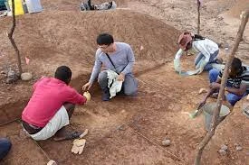 Kỳ quái mộ cổ còn nguyên đồ tùy táng nhưng hài cốt đã... “bốc hơi”