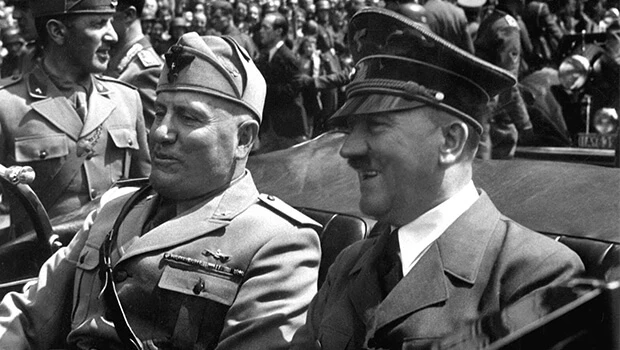Cực sốc lý do Hitler bật khóc khi lần đầu gặp Mussolini