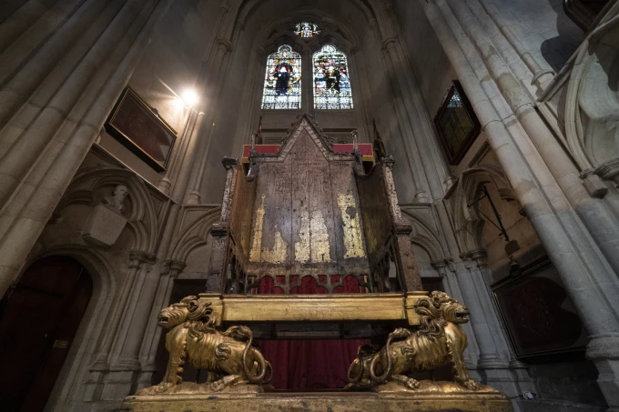 Bí mật ngai vàng được Vua Charles III dùng trong lễ đăng quang