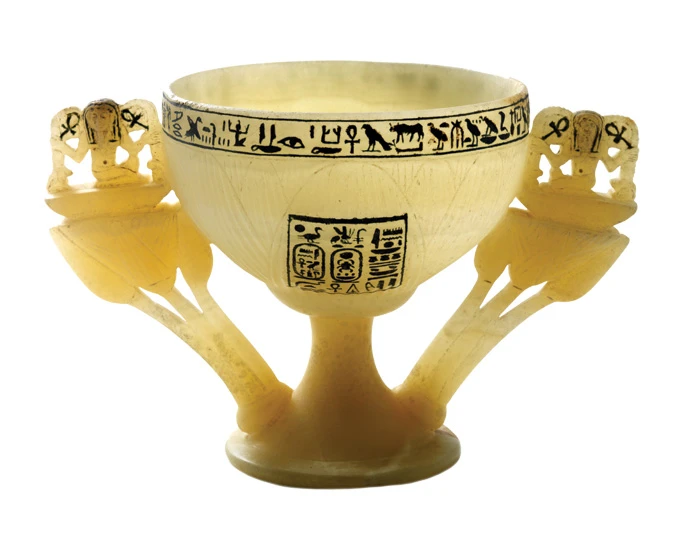 Mở mộ Pharaoh Tutankhamun, chuyên gia sững người thấy thứ cực sốc 