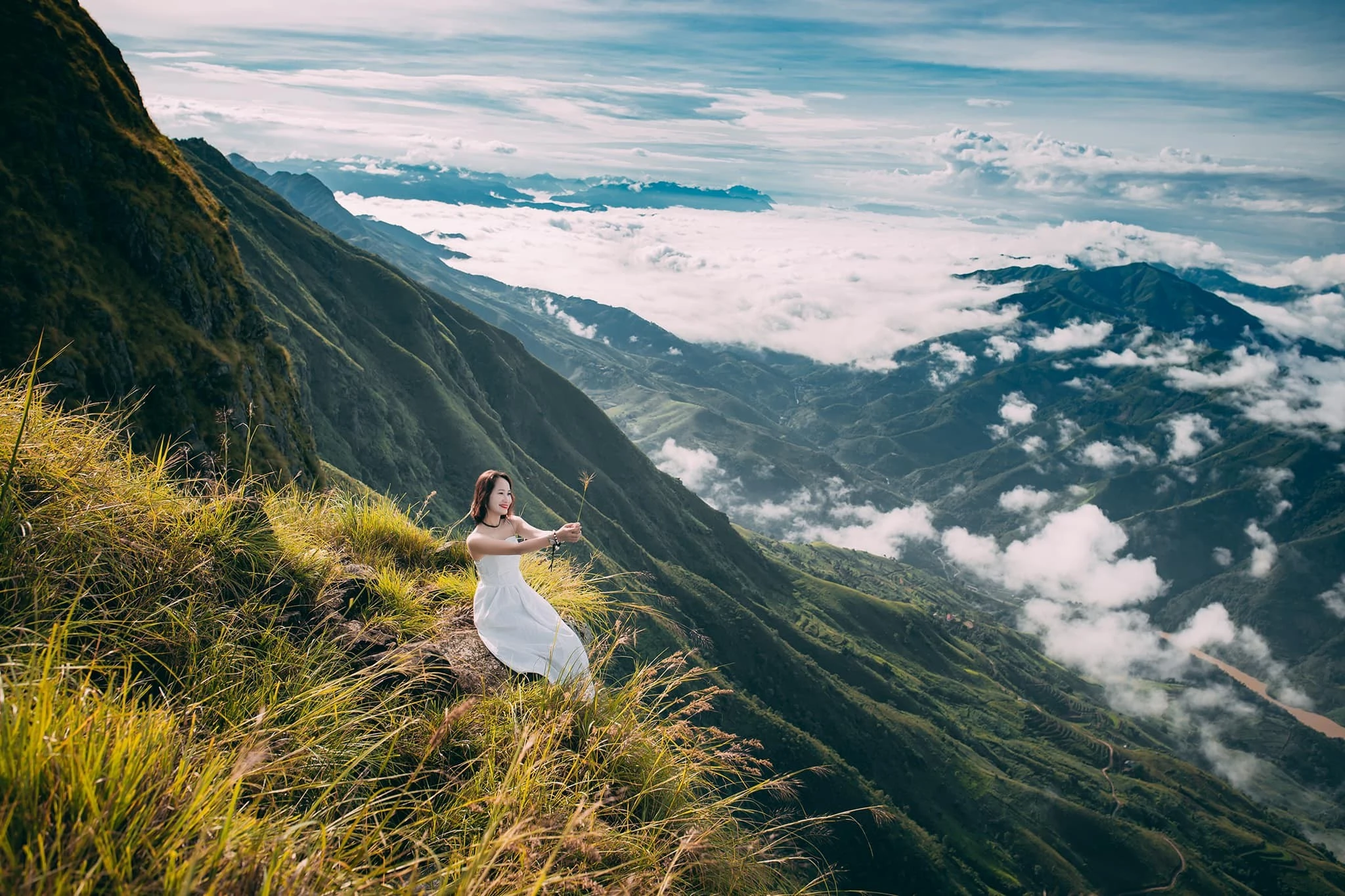 'Săn' mây Sống Lạc Đà Tà Xùa trải nghiệm núi rừng Tây Bắc ít người biết