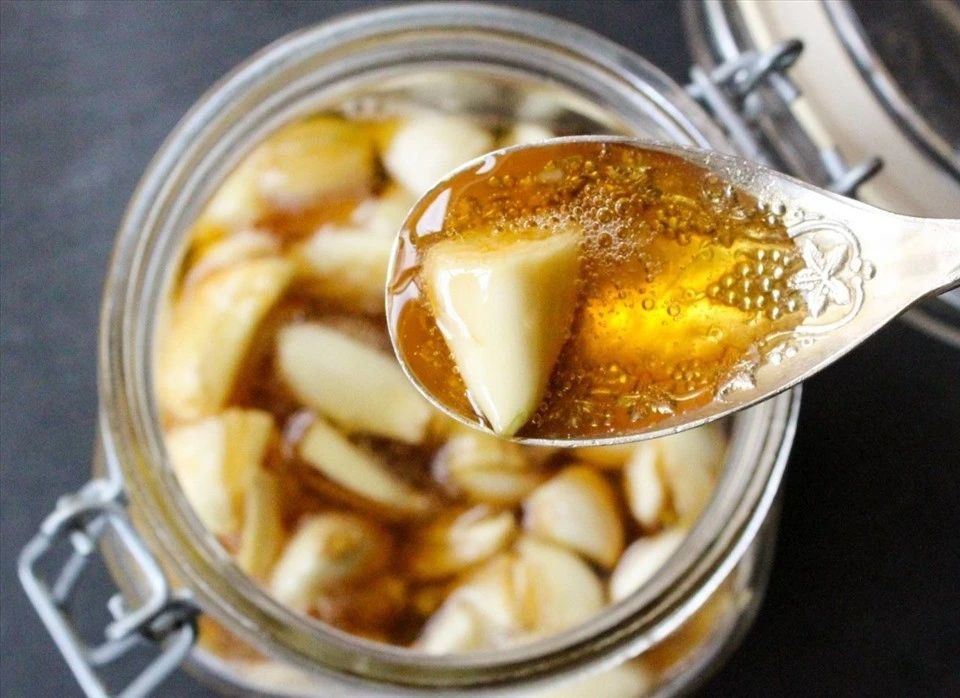 Bí quyết sử dụng tỏi đúng cách giúp kiểm soát tiểu đường, mỡ máu cao