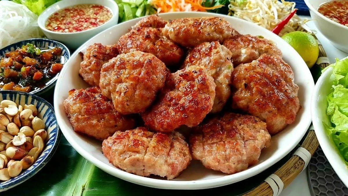 Cách làm món thịt viên nướng mềm ngọt, đậm vị cho cả gia đình