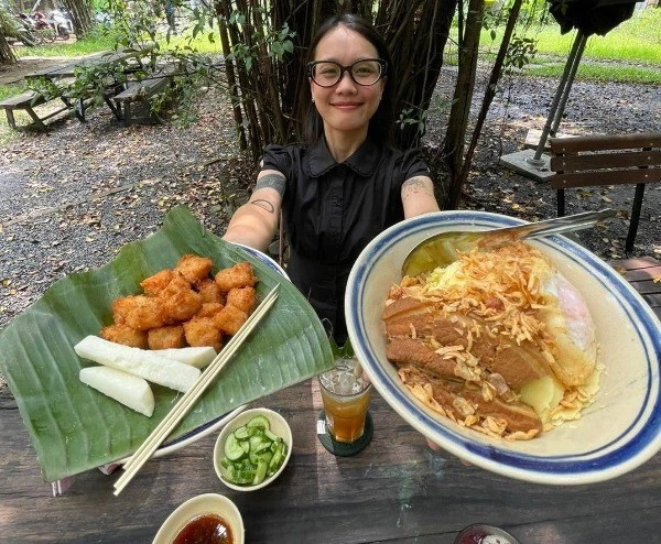 Vì sao quán xôi giữa 'rừng' ở Thảo Điền thành tọa độ check-in của giới trẻ?